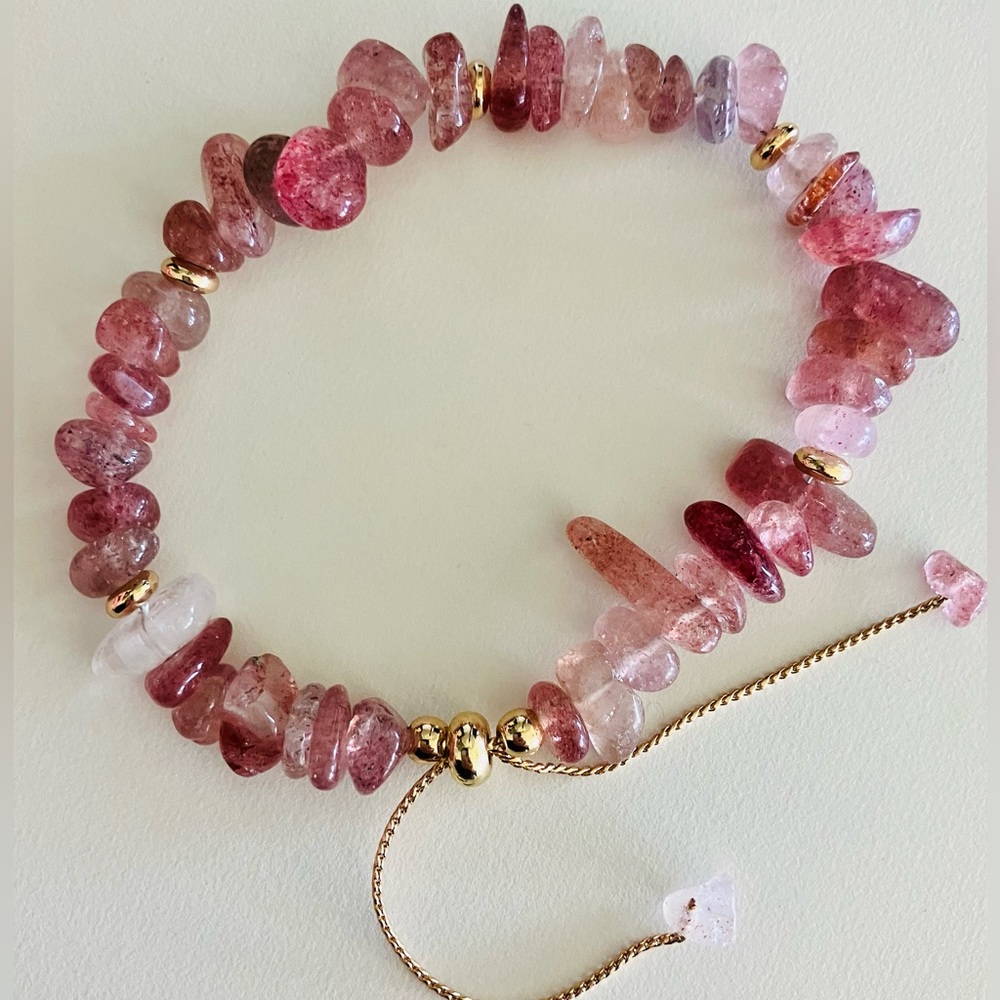 Amethyst and Strawberry Quartz bracelet with gold chain for adjusting, gold bead